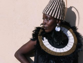 Akoth Jumadi - Sina Mawazo