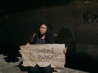 Umzulu Phaqa - Unlimited Budget