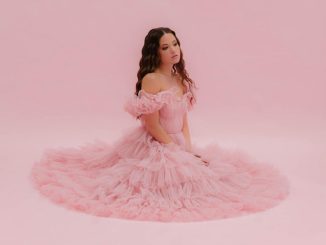 Jessica Baio - trust issues